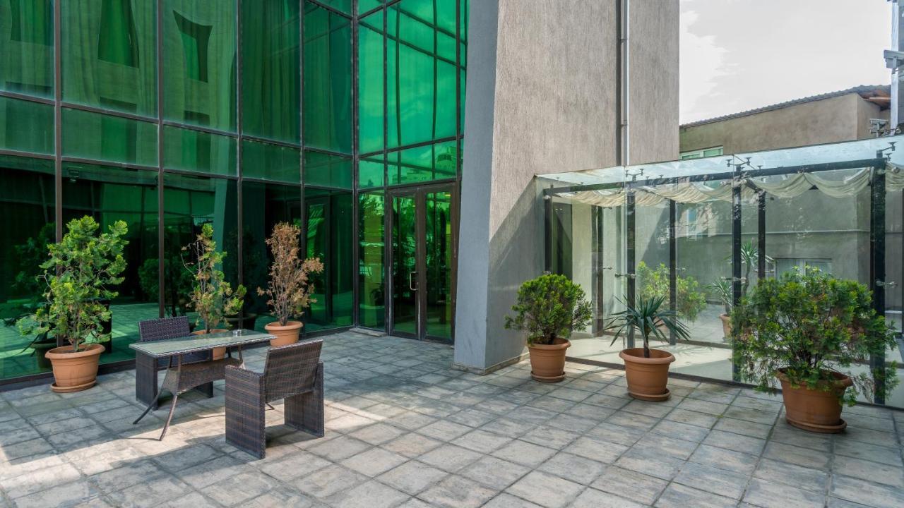 Capitol By Umbrella Tbilisi Exterior photo