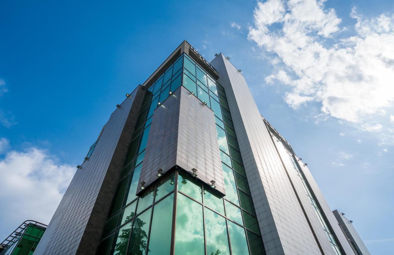 Capitol By Umbrella Tbilisi Exterior photo